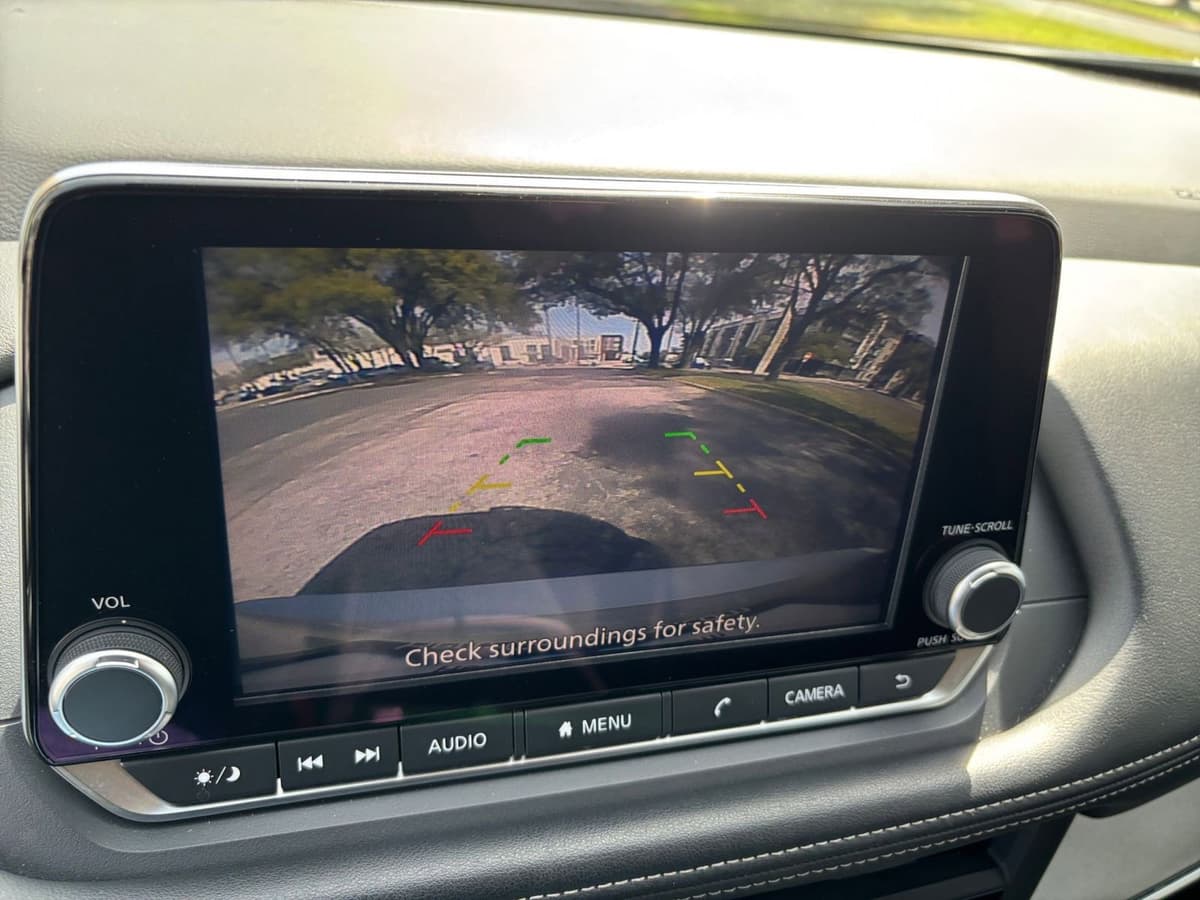 2025 Nissan Rogue - Image 20