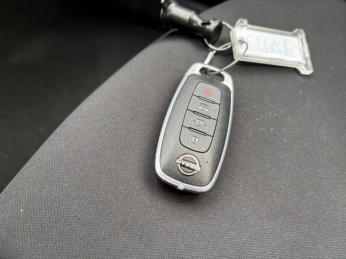 2025 Nissan Sentra - Image 18