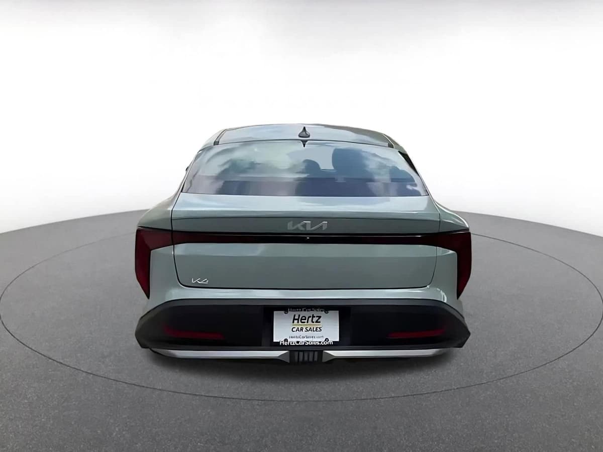 2025 Kia K4 - Image 12