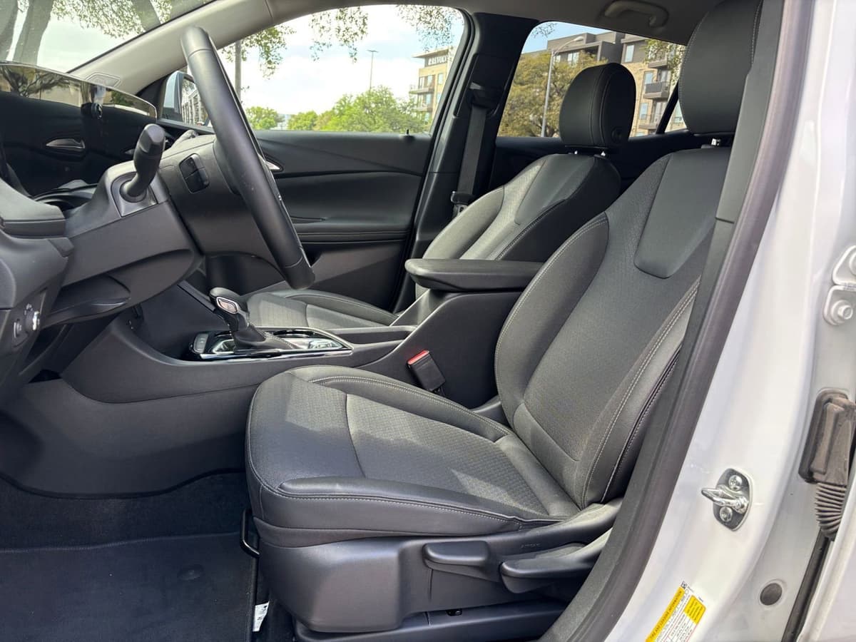 2025 Buick Encore GX - Image 23