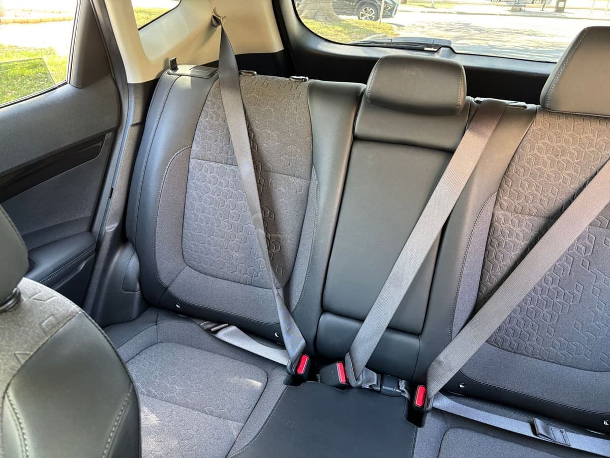 2025 Kia Seltos - Image 34