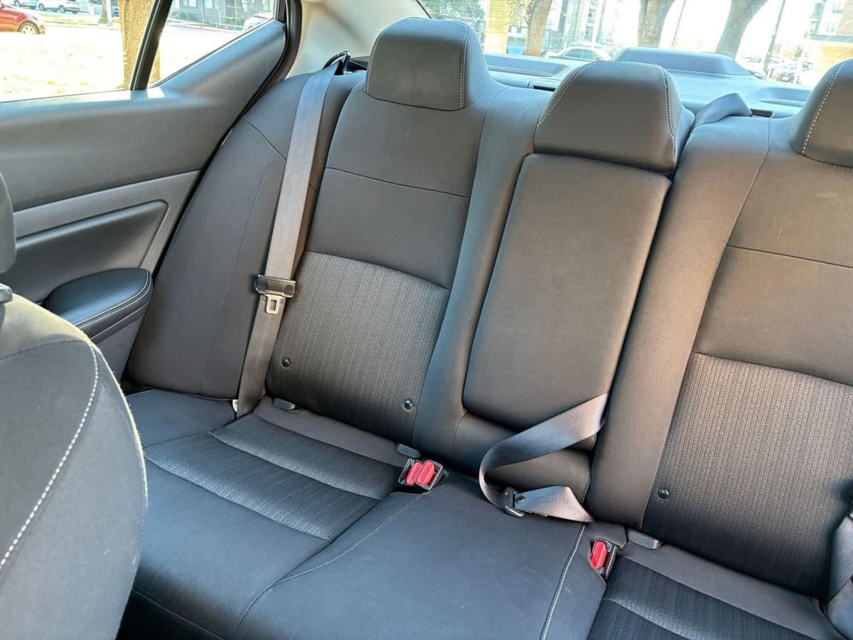 2025 Nissan Altima - Image 34