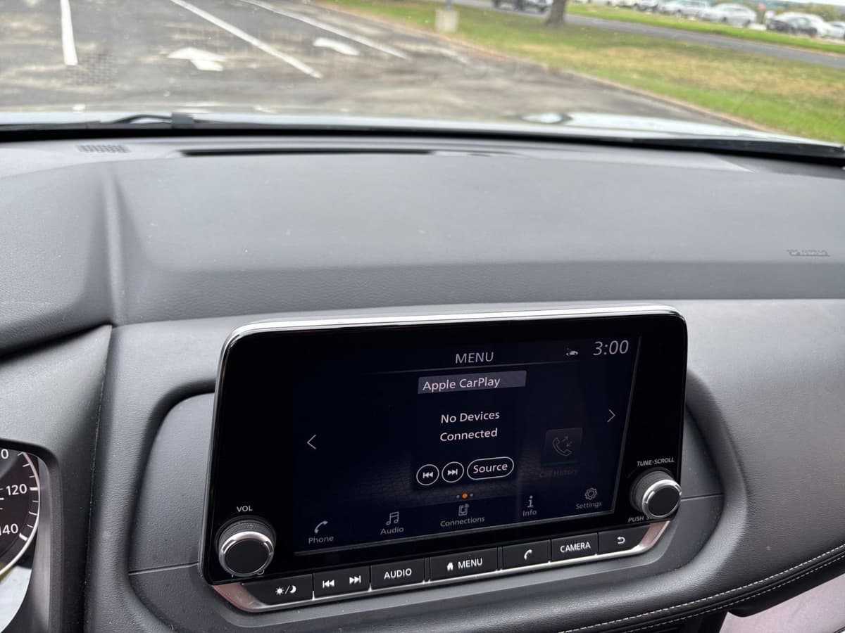 2025 Nissan Rogue - Image 17