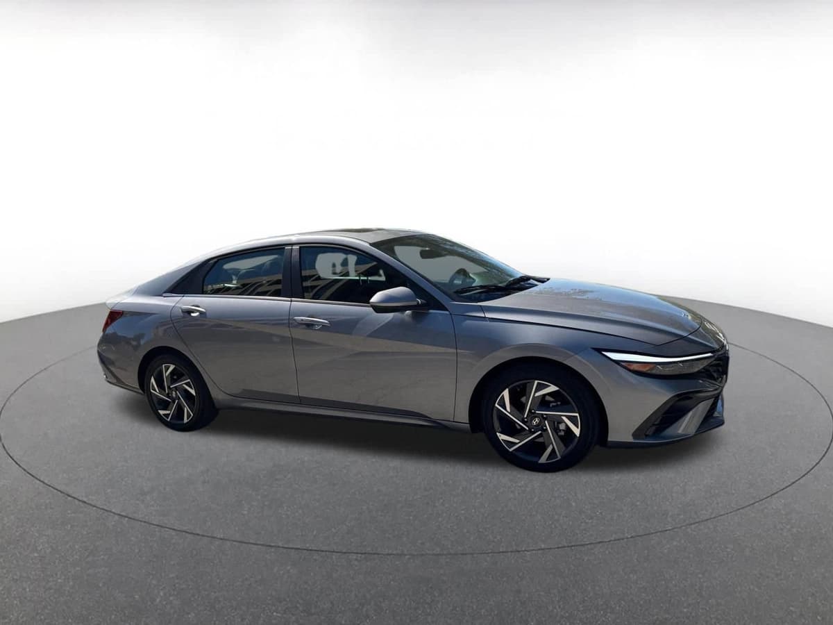 2025 Hyundai Elantra - Image 1