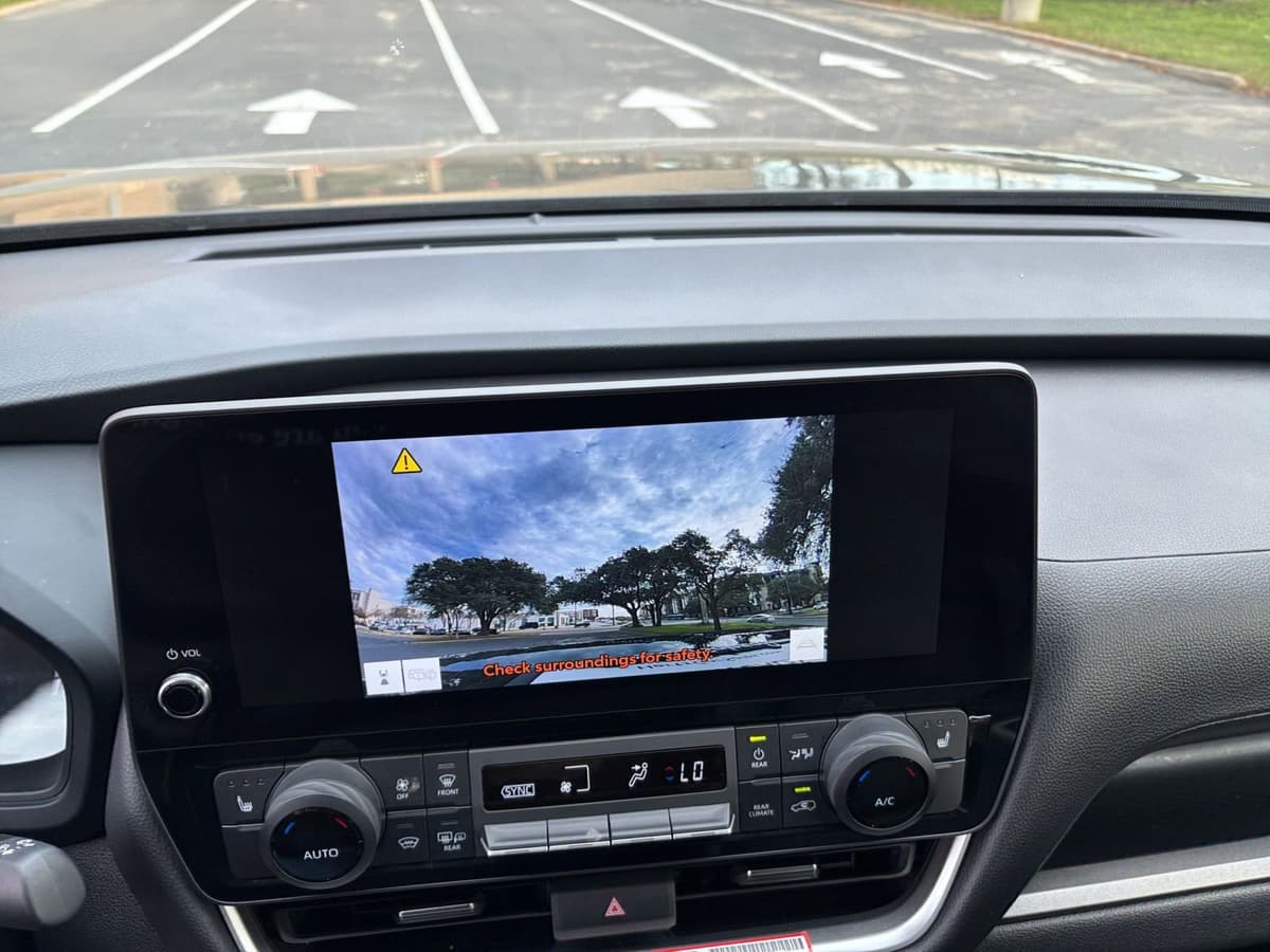 2025 Toyota Grand Highlander - Image 17