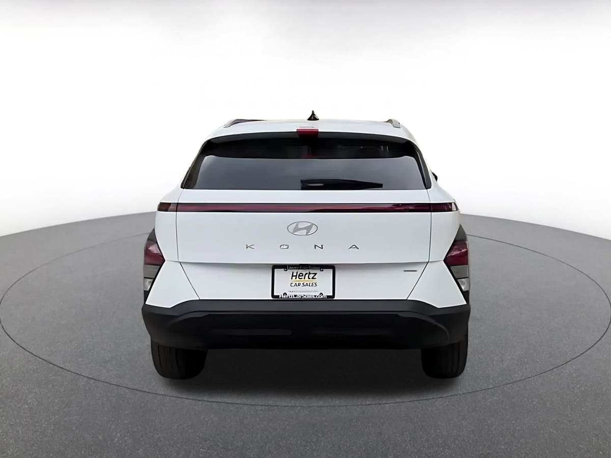 2025 Hyundai Kona - Image 11
