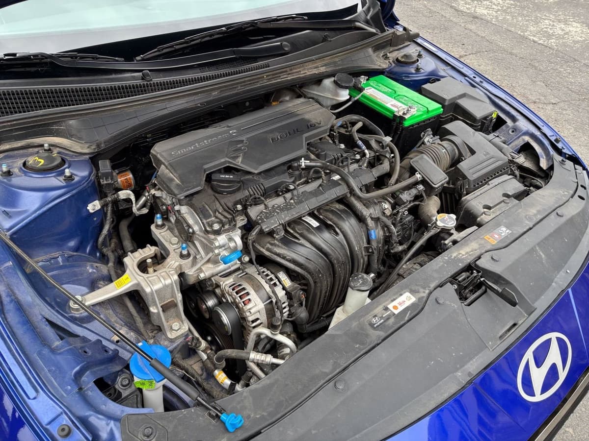 2025 Hyundai Elantra - Image 26