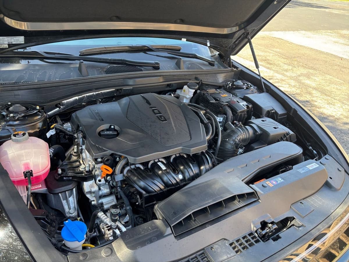 2025 Hyundai Sonata - Image 27