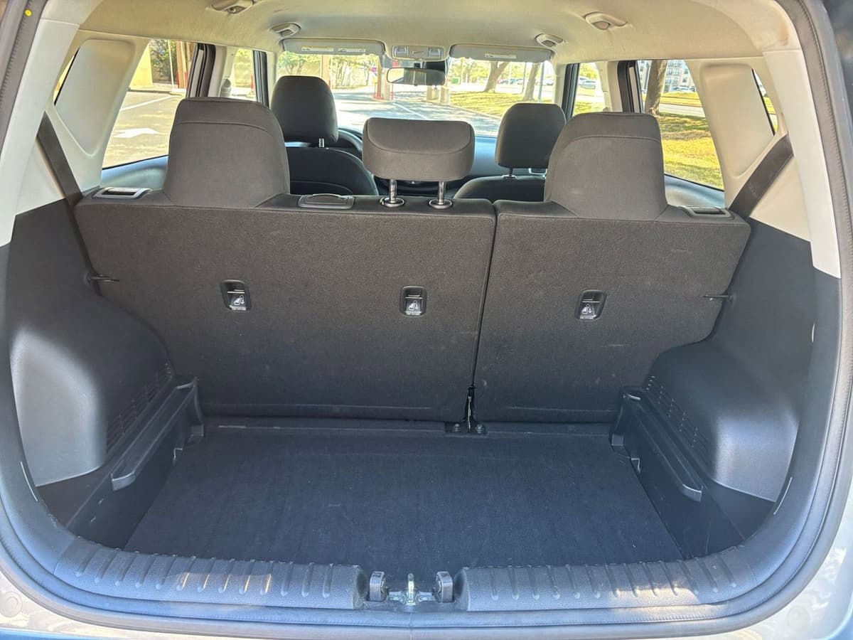 2025 Kia Soul - Image 26