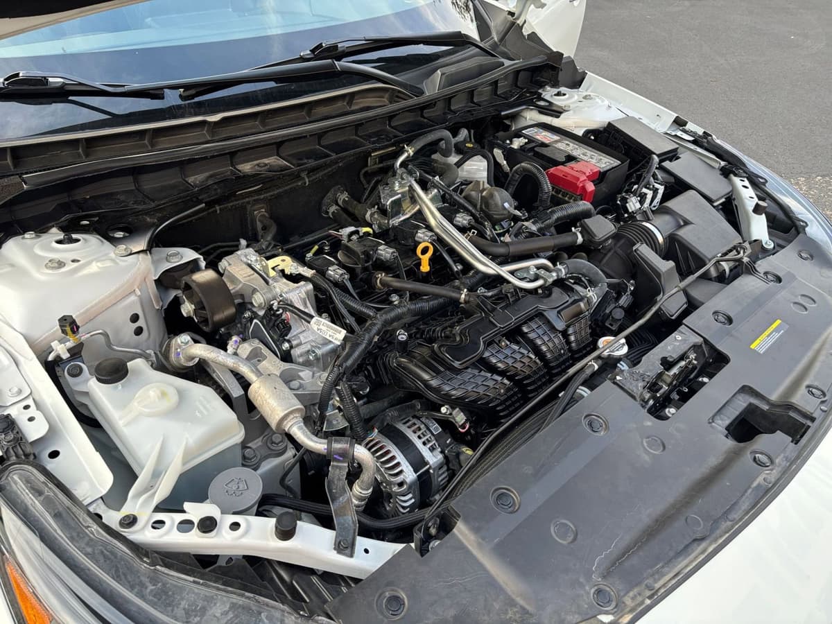 2025 Nissan Altima - Image 27