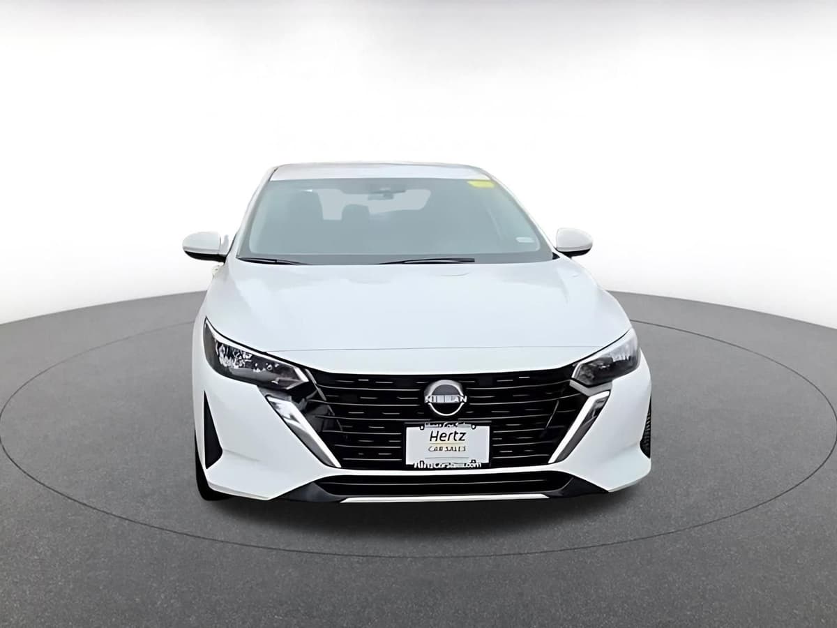 2025 Nissan Sentra - Image 5