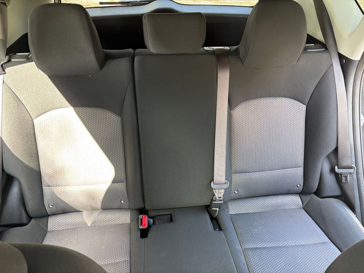 2025 Kia Sportage - Image 35