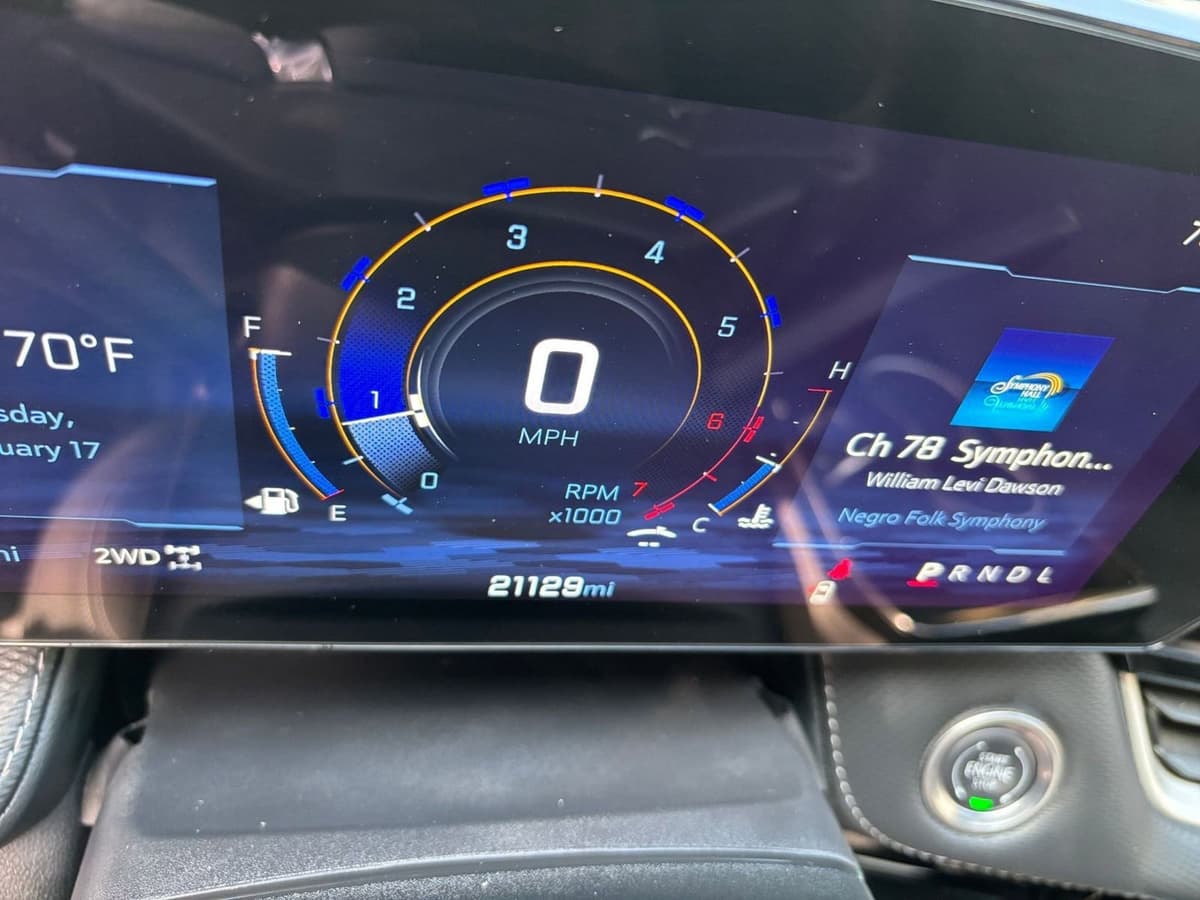 2025 Chevrolet Equinox - Image 35