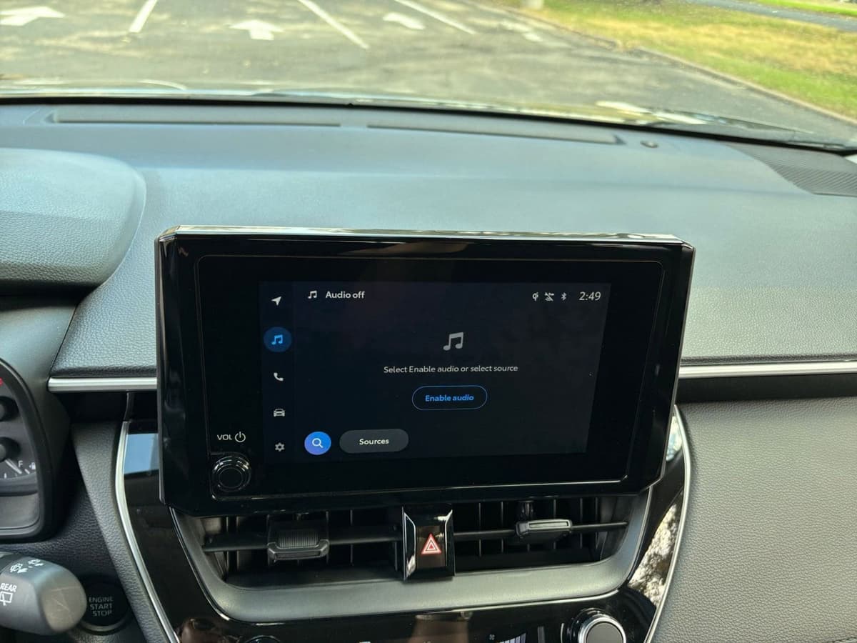 2025 Toyota Corolla Cross - Image 17