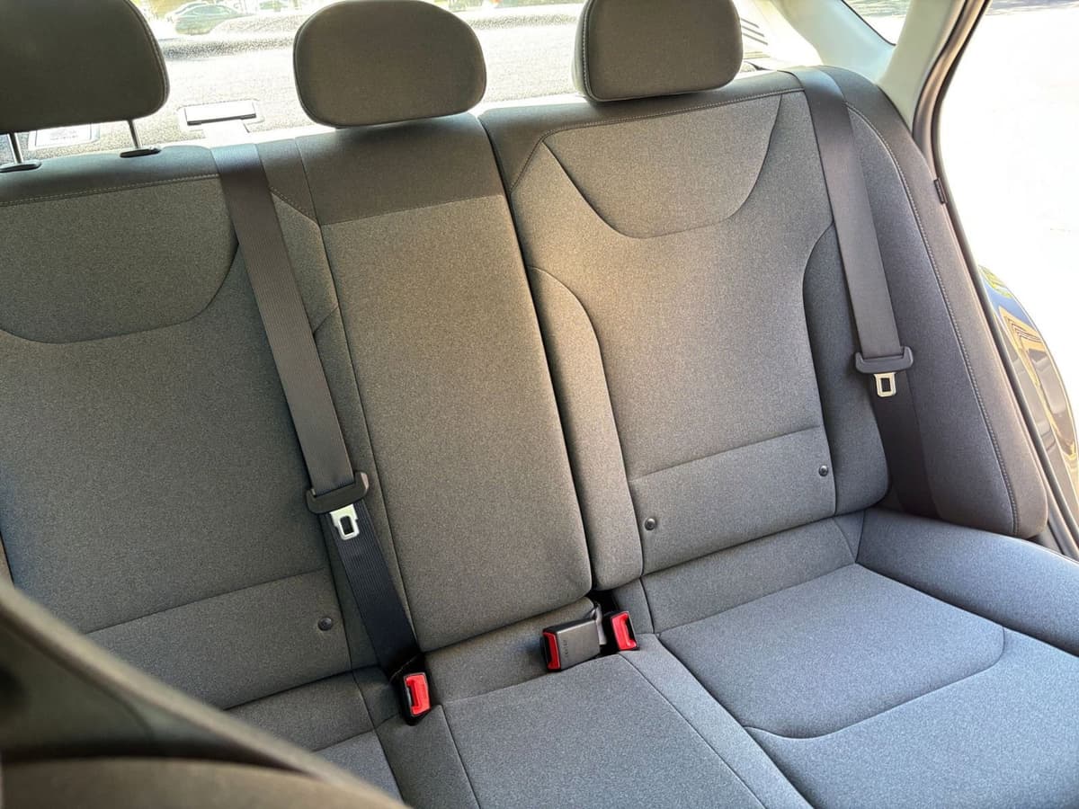 2025 Kia K4 - Image 34