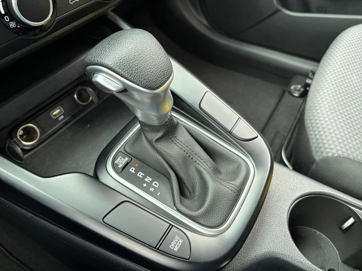 2025 Kia Soul - Image 36