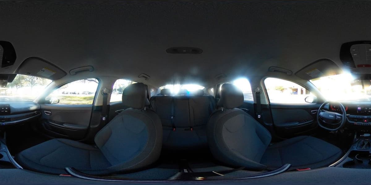 2025 Kia K4 - Image 37