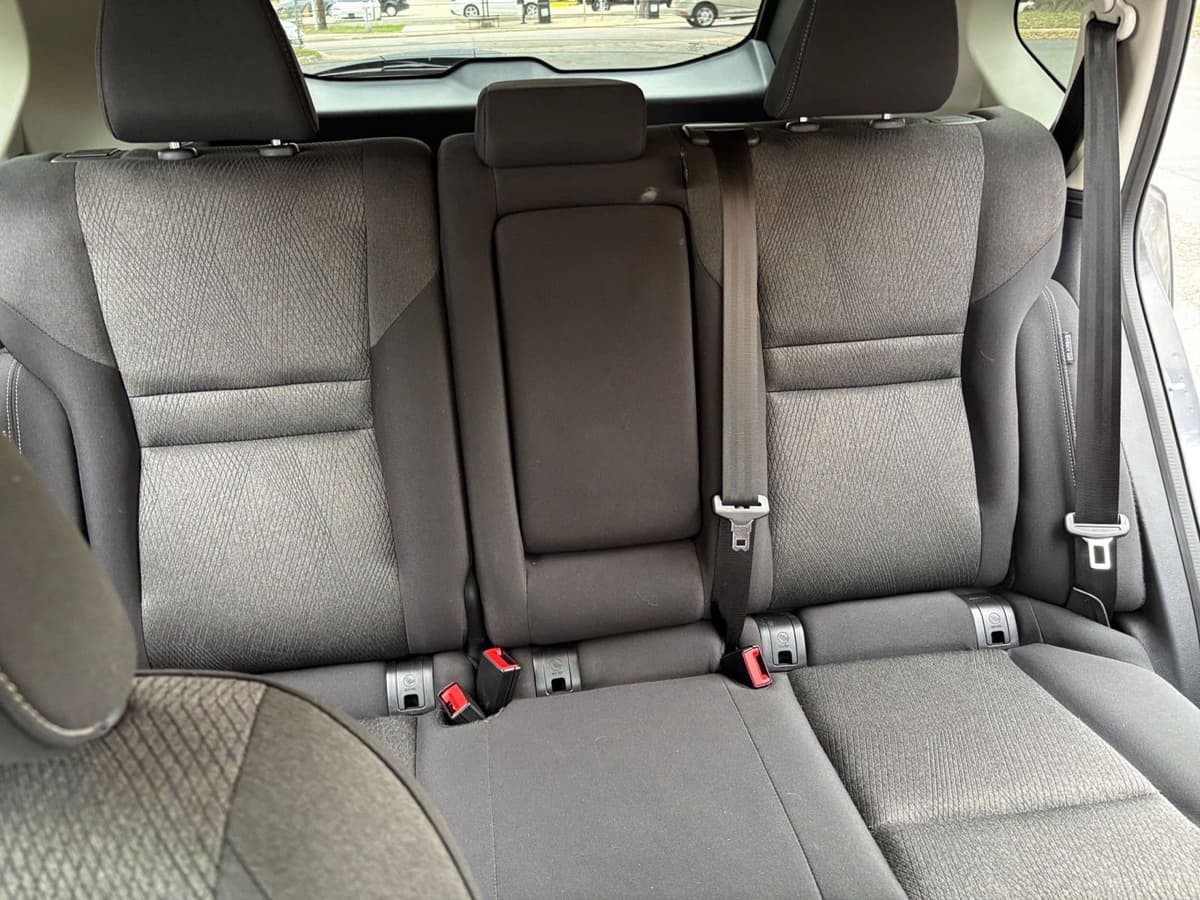 2025 Nissan Rogue - Image 33