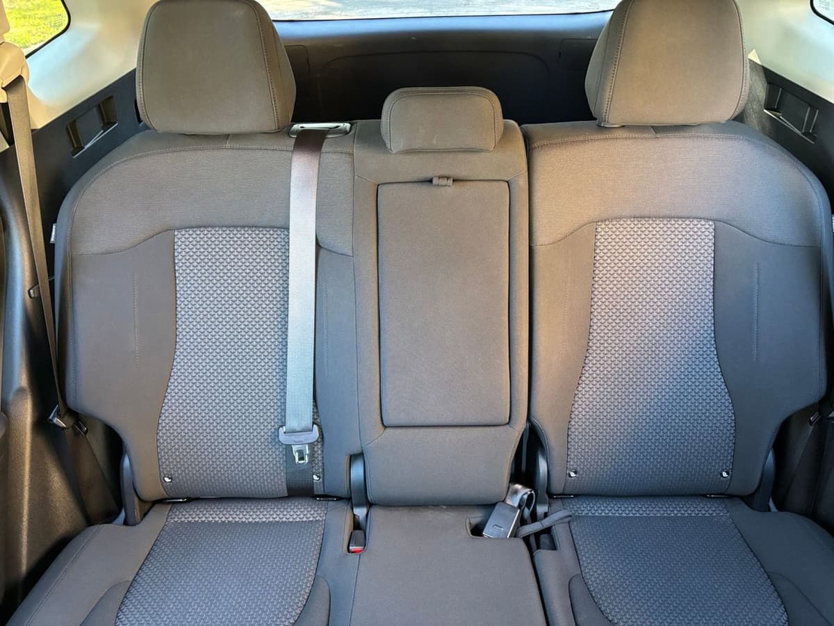 2025 Kia Sportage - Image 33