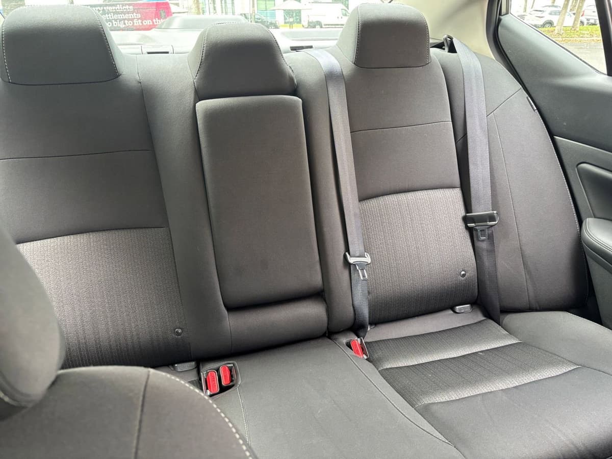 2025 Nissan Altima - Image 32