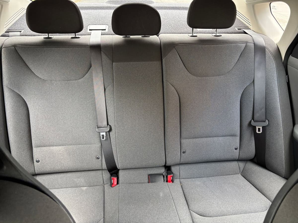 2025 Kia K4 - Image 33