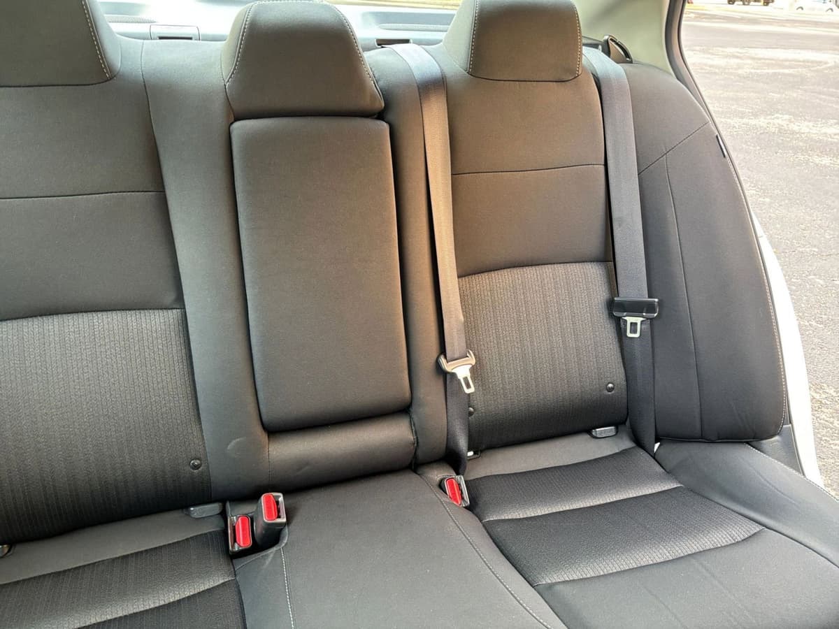 2025 Nissan Altima - Image 32