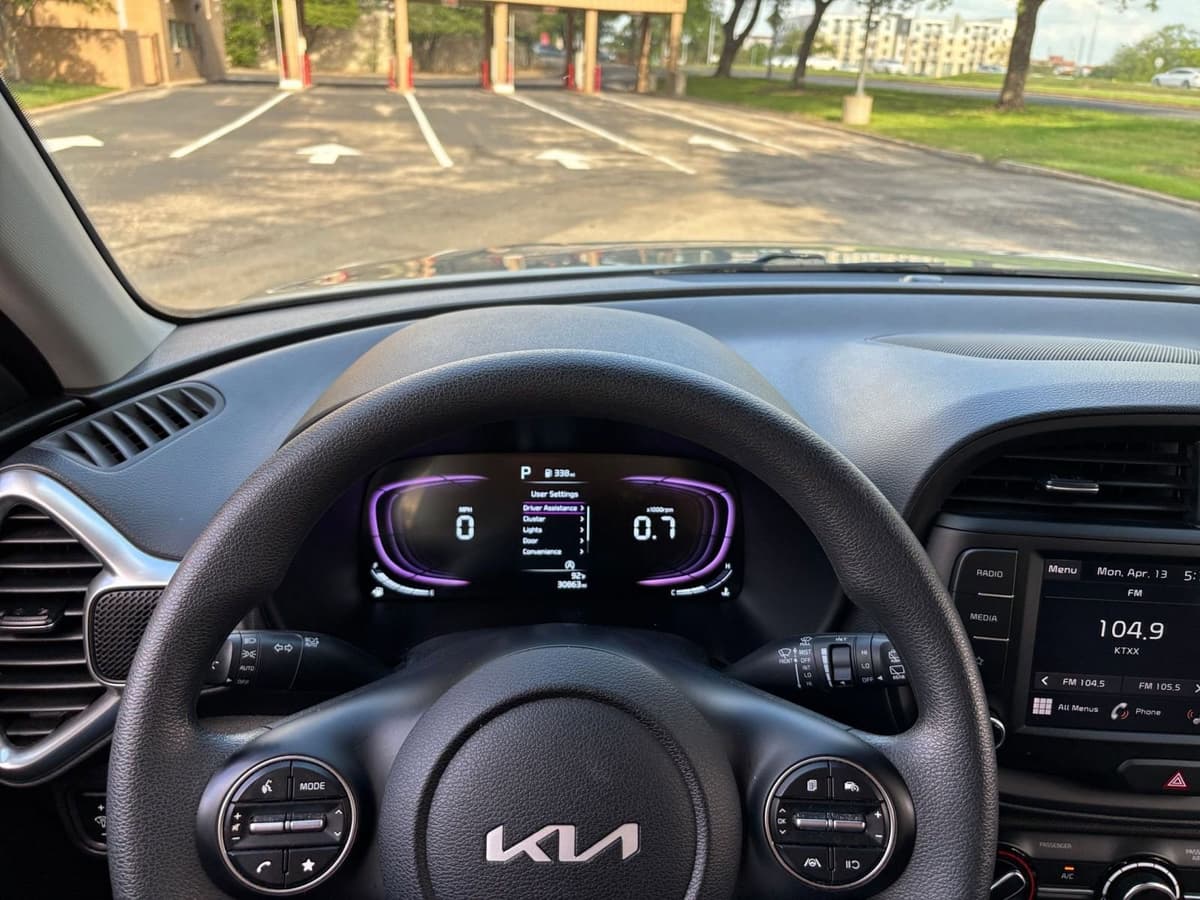 2025 Kia Soul - Image 29