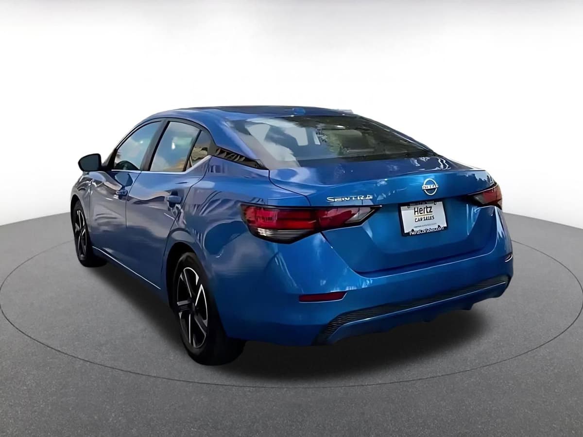 2025 Nissan Sentra - Image 11