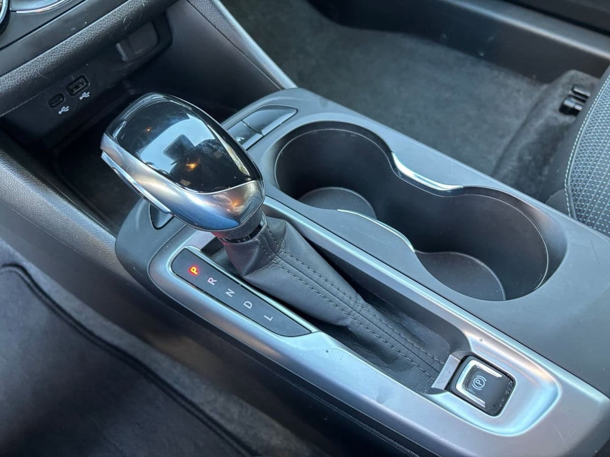 2025 Buick Envista - Image 36