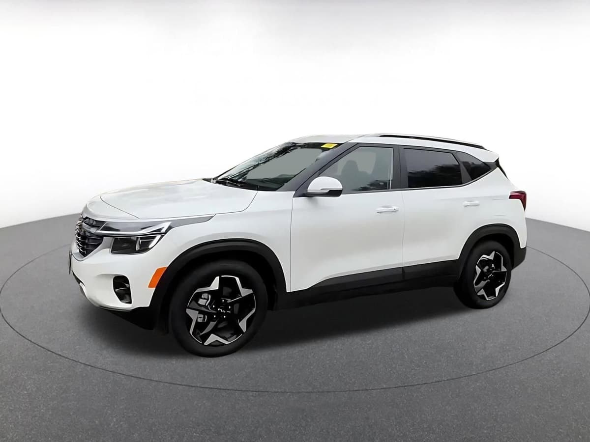 2025 Kia Seltos - Image 7