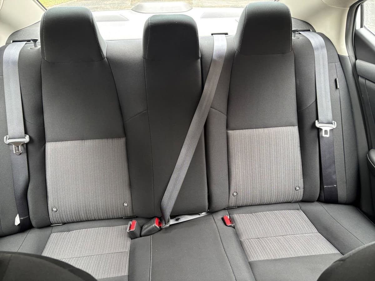 2025 Nissan Sentra - Image 33