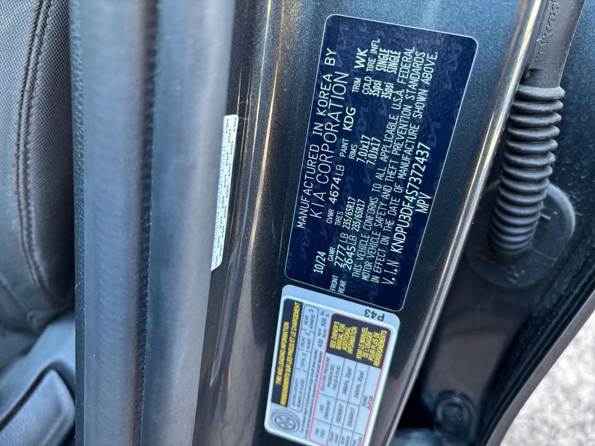 2025 Kia Sportage - Image 23