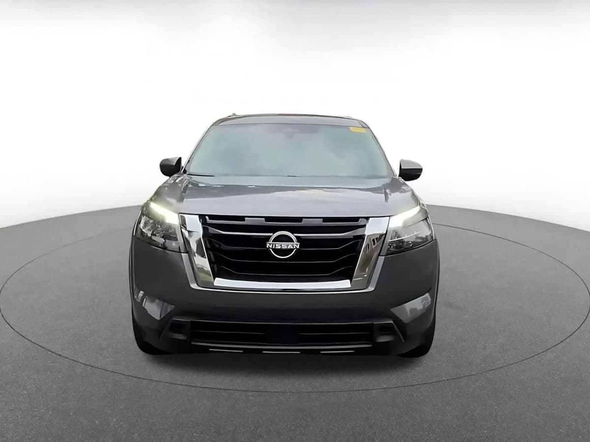 2025 Nissan Pathfinder - Image 5