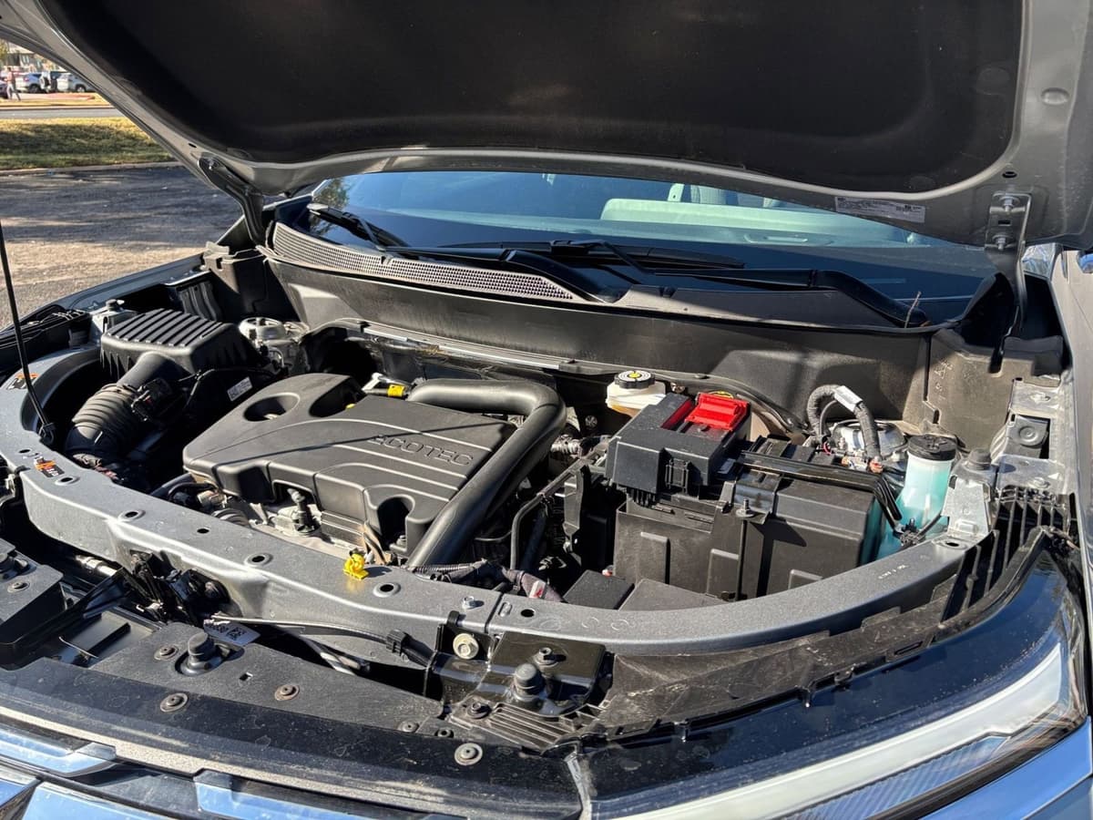 2025 Chevrolet Equinox - Image 27