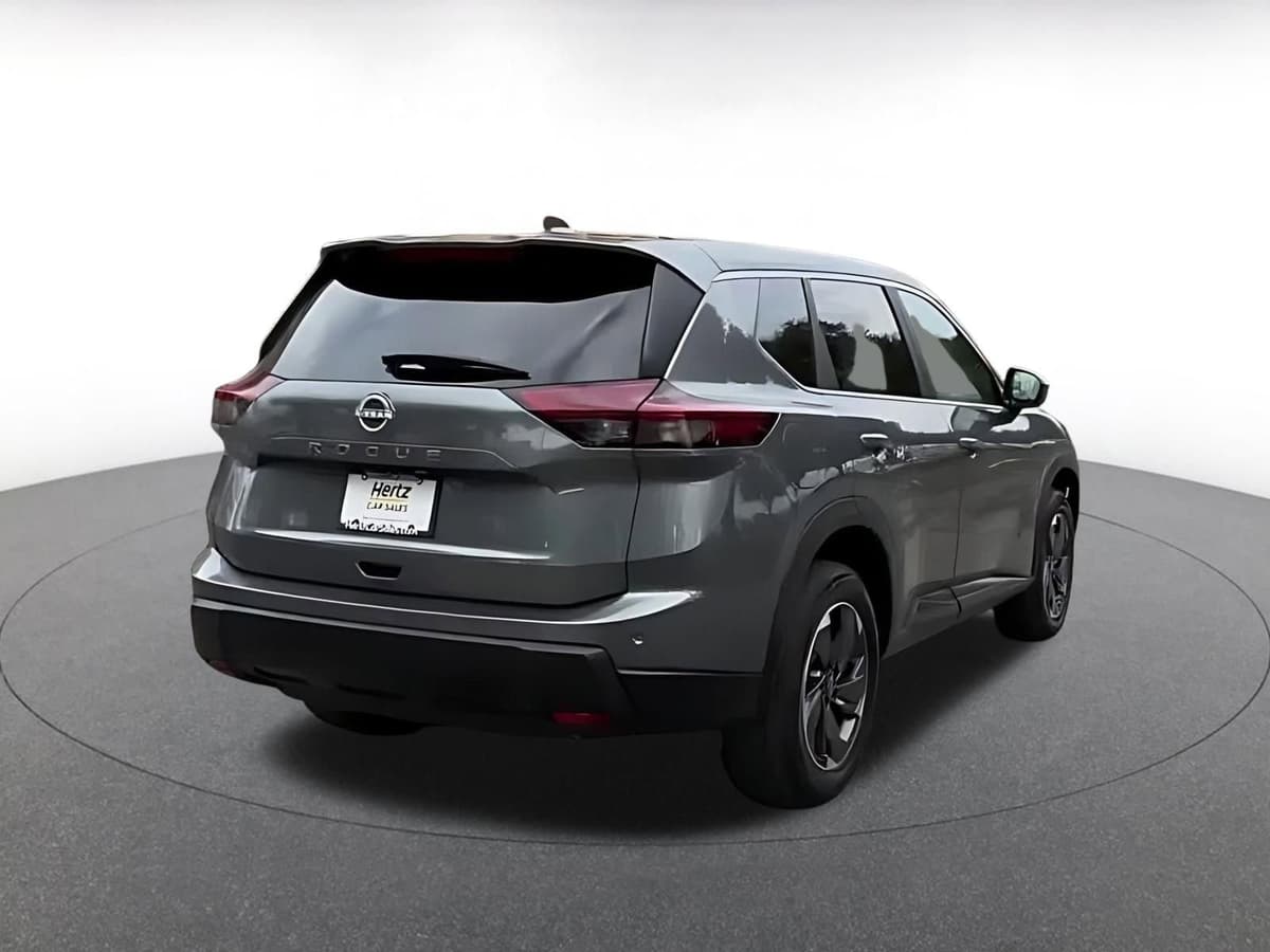 2025 Nissan Rogue - Image 13