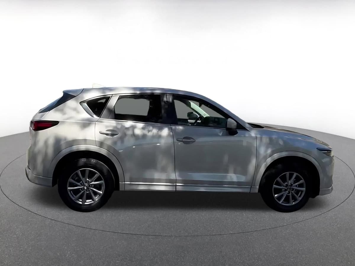 2025 Mazda CX-5 - Image 16