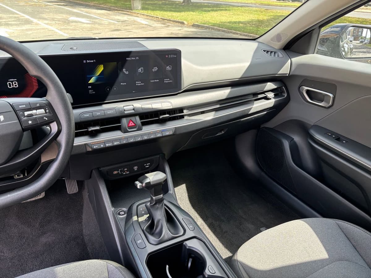 2025 Kia K4 - Image 30