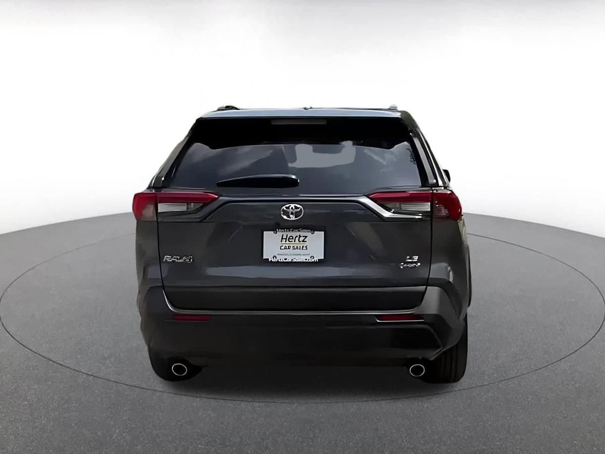 2025 Toyota RAV4 Hybrid - Image 12