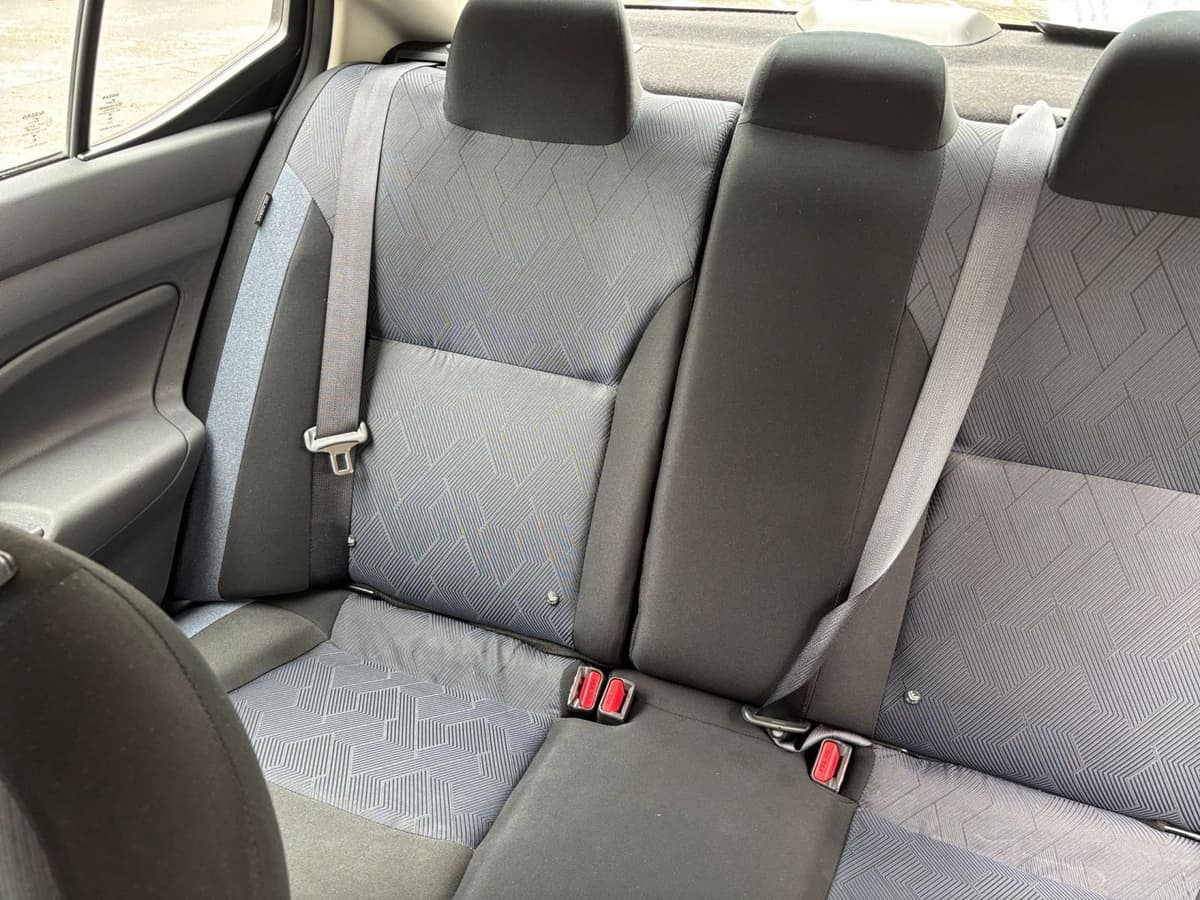 2025 Nissan Versa - Image 34