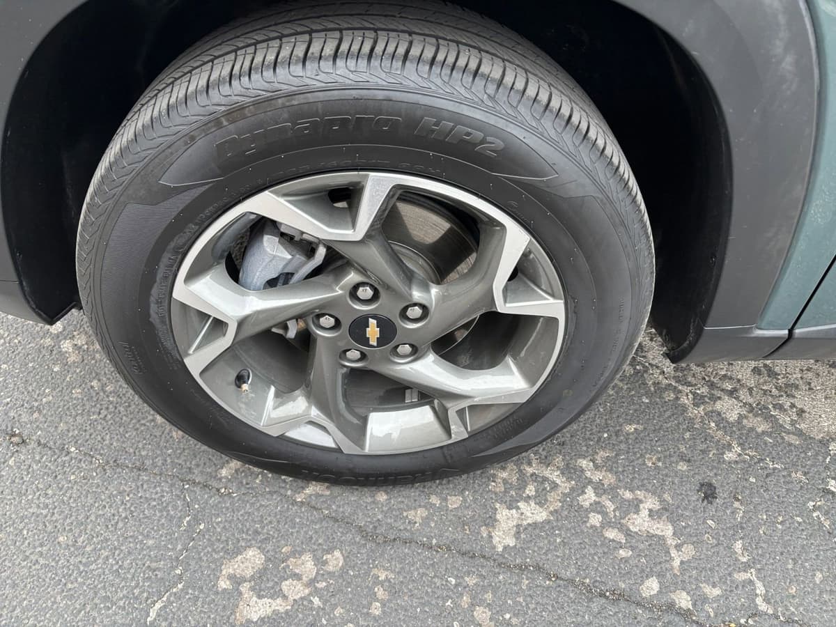 2025 Chevrolet Trax - Image 23