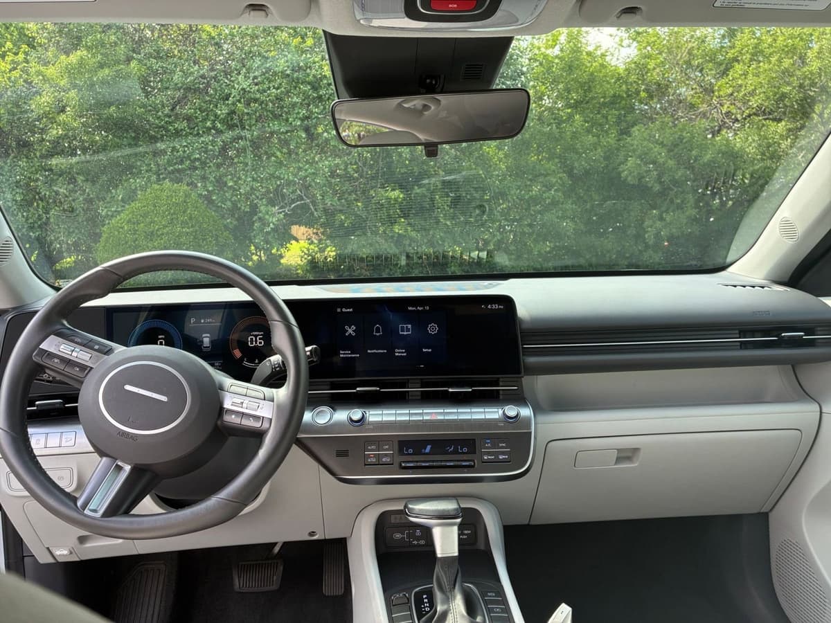 2025 Hyundai Kona - Image 28