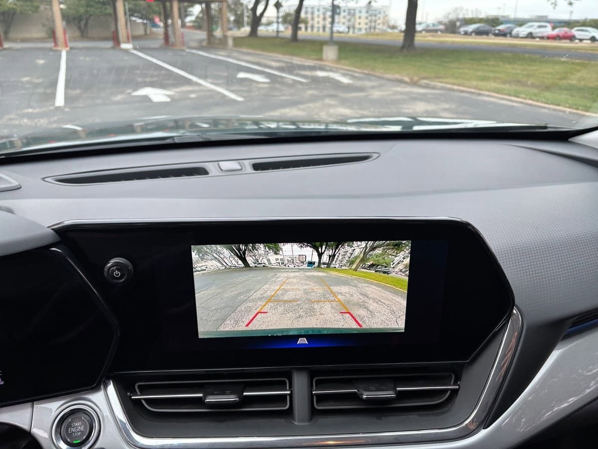 2025 Chevrolet Trax - Image 17