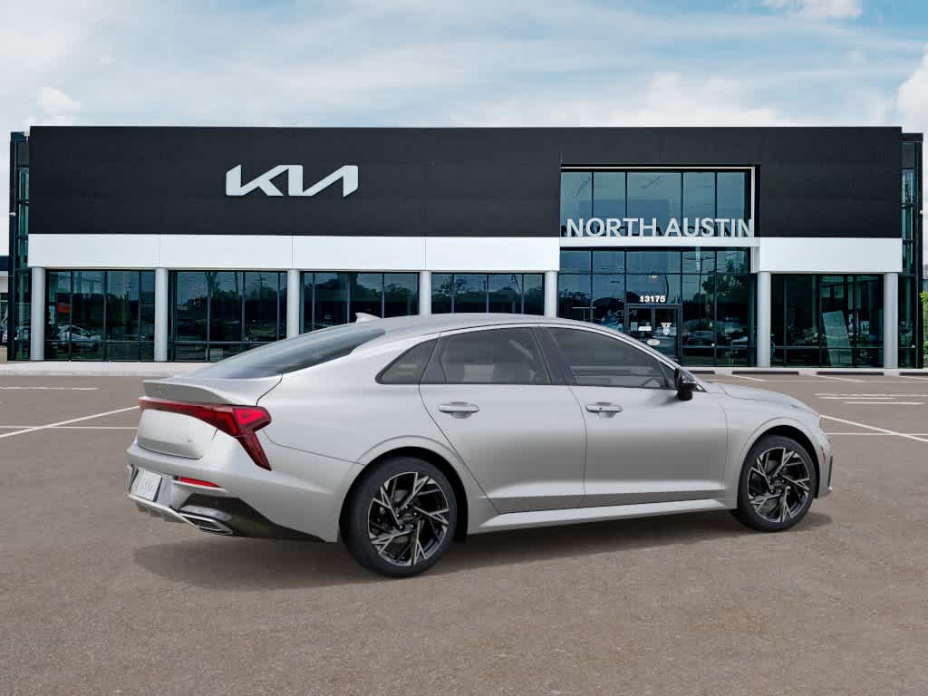 2026 Kia K5 - Image 6