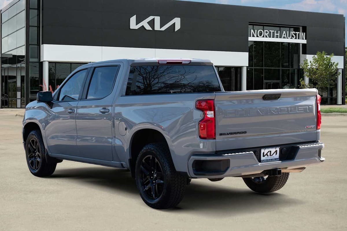 2025 Chevrolet Silverado 1500 - Image 5