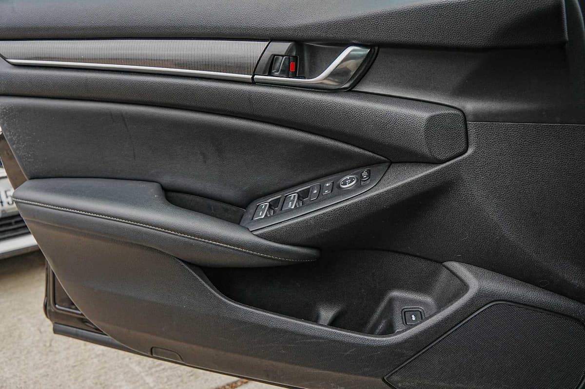 2021 Honda Accord - Image 23