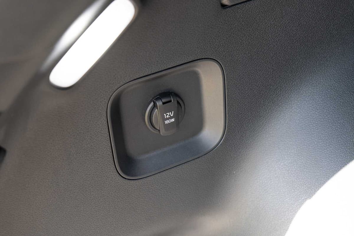 2023 Kia Sportage - Image 30