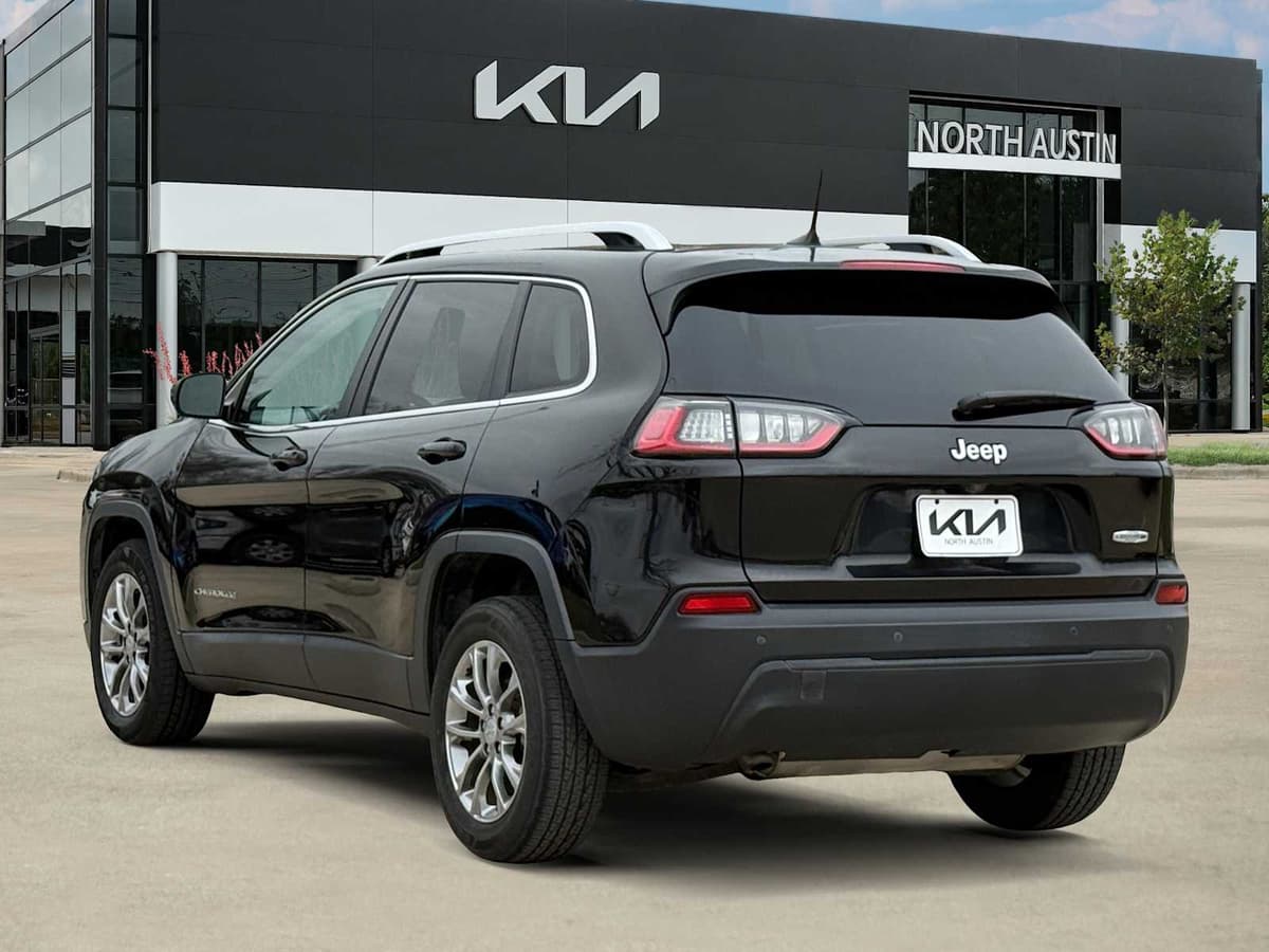 2021 Jeep Cherokee - Image 6