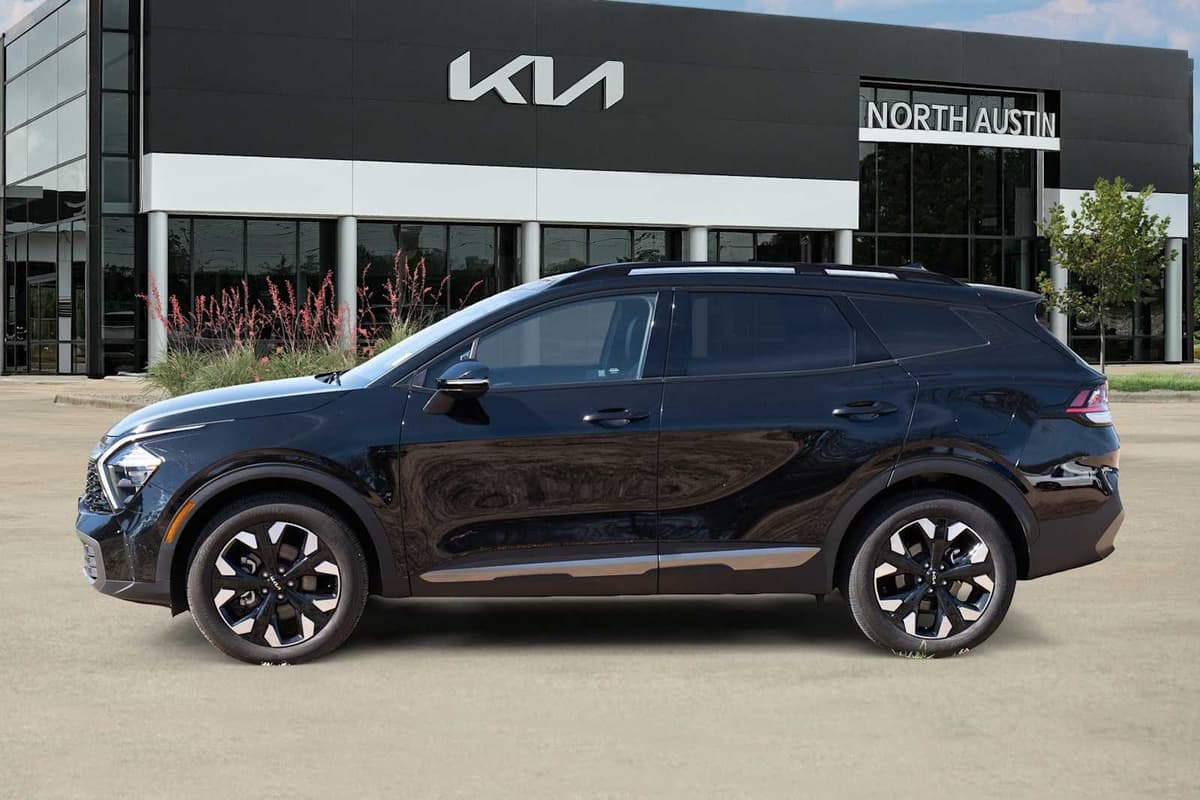 2023 Kia Sportage - Image 4
