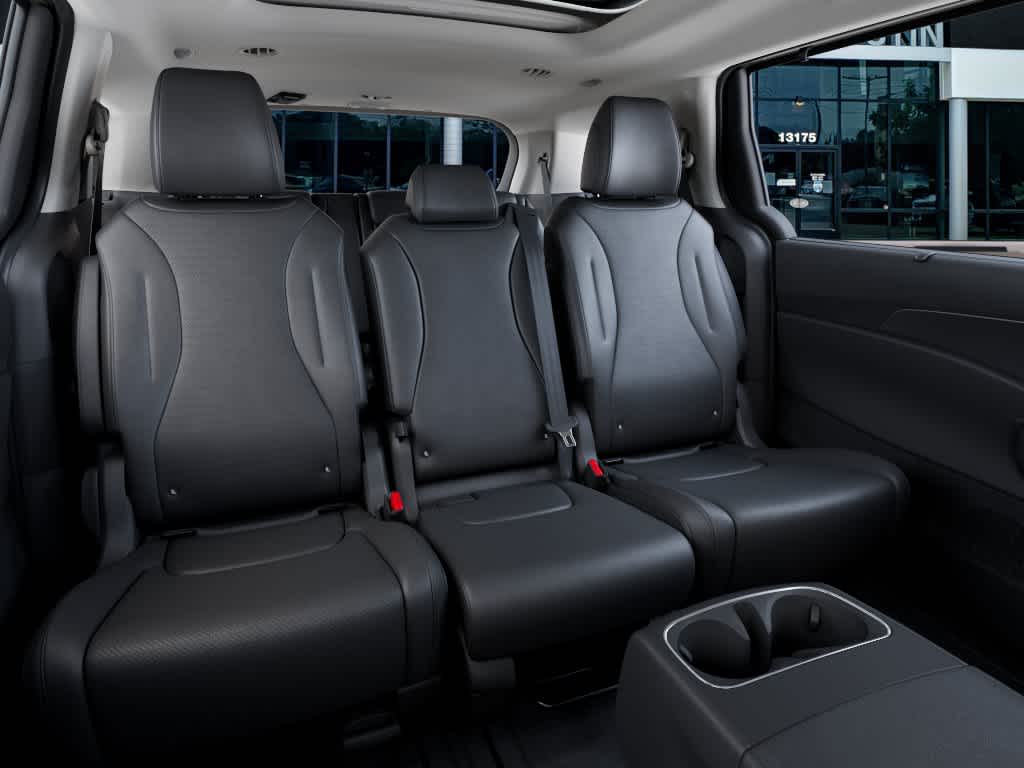 2026 Kia Carnival Hybrid - Image 16