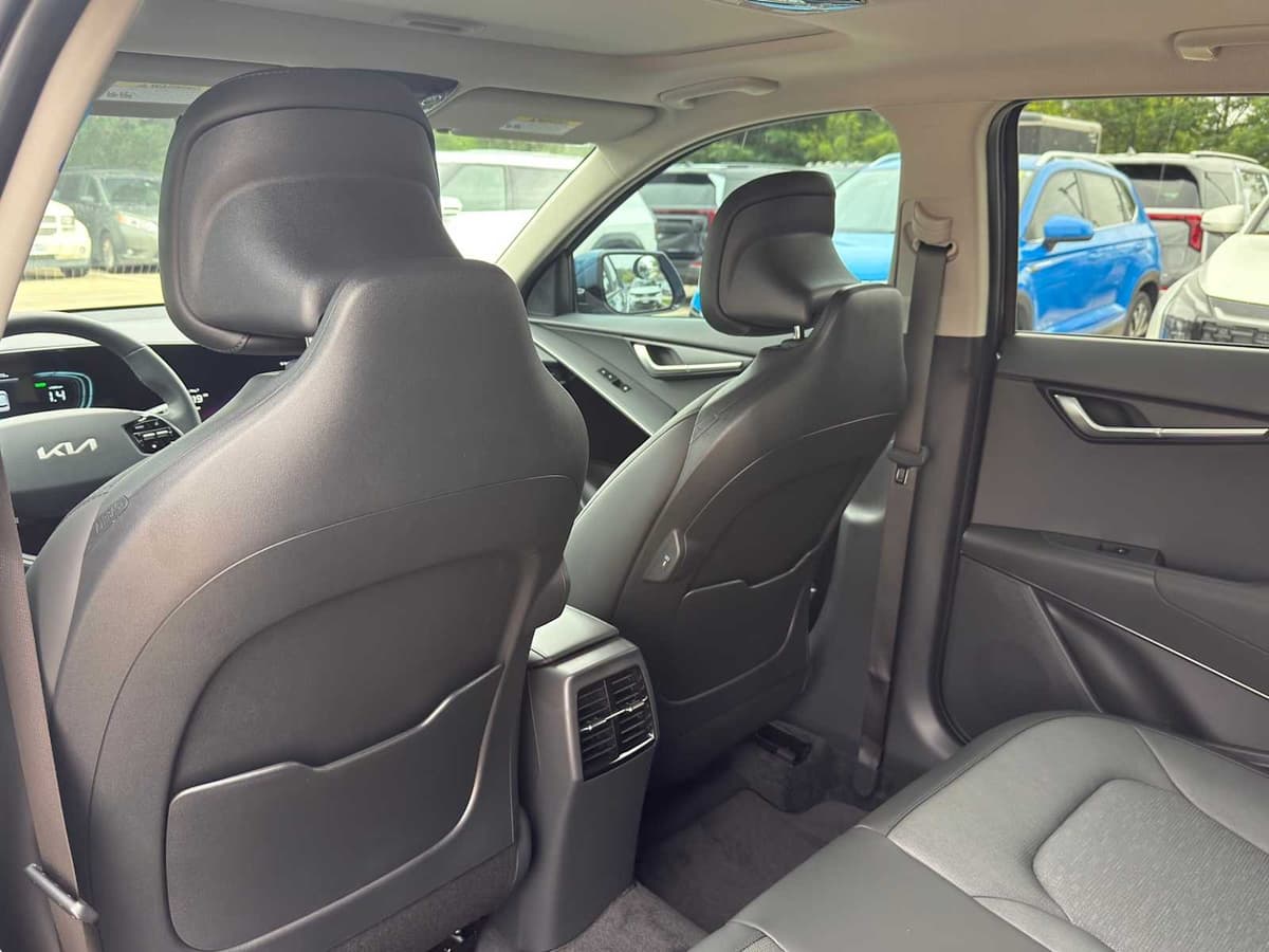 2026 Kia Niro - Image 25